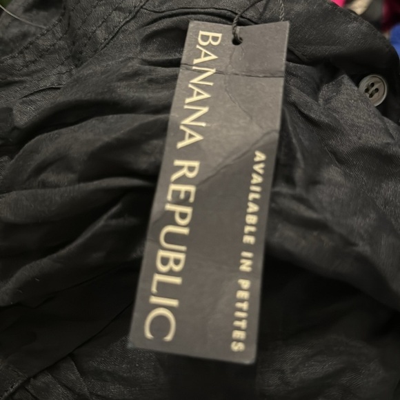 NWT! Banana Republic Black Ramie Short Sleeve Blouse - Size Large💛 - Picture 6 of 6